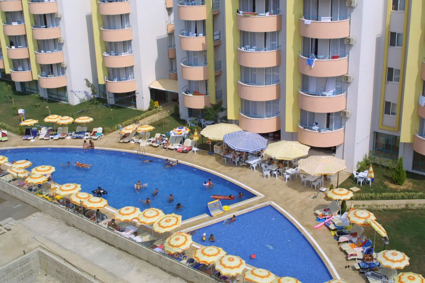 Grand Uysal’s four blocks and pool