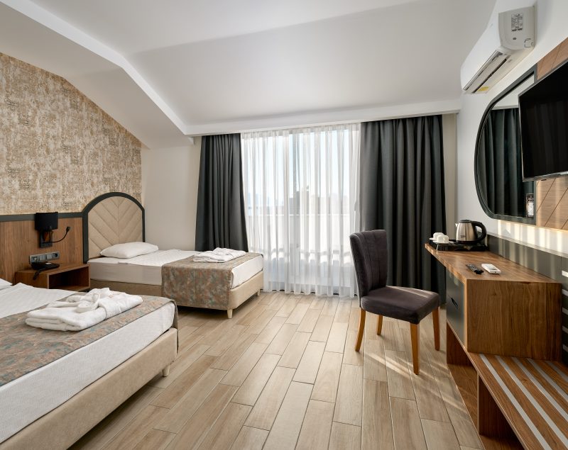 Standart Partly Sea View
